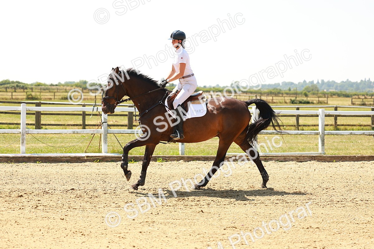 SBM_001490 - Class 4 - Senior Newcomers - 1.10m