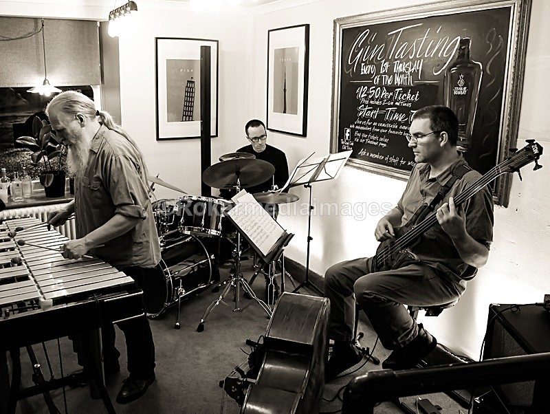  - Roger Beaujolais Italian Trio