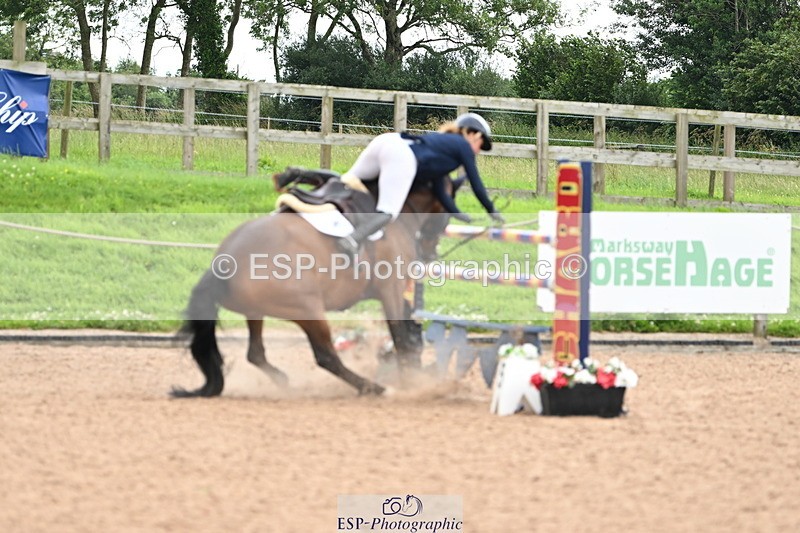 240727A-160658-06089 - Cls 16 Snr Foxhunter