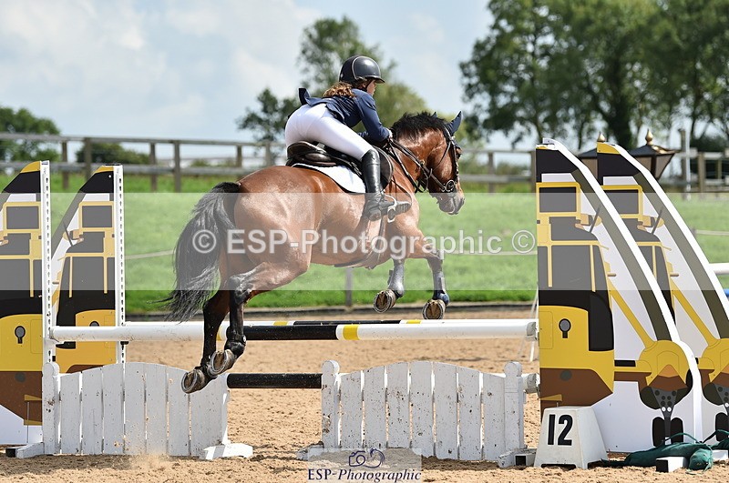 230902A-132214-01372 - Cls 3A Pony Medium 80cm