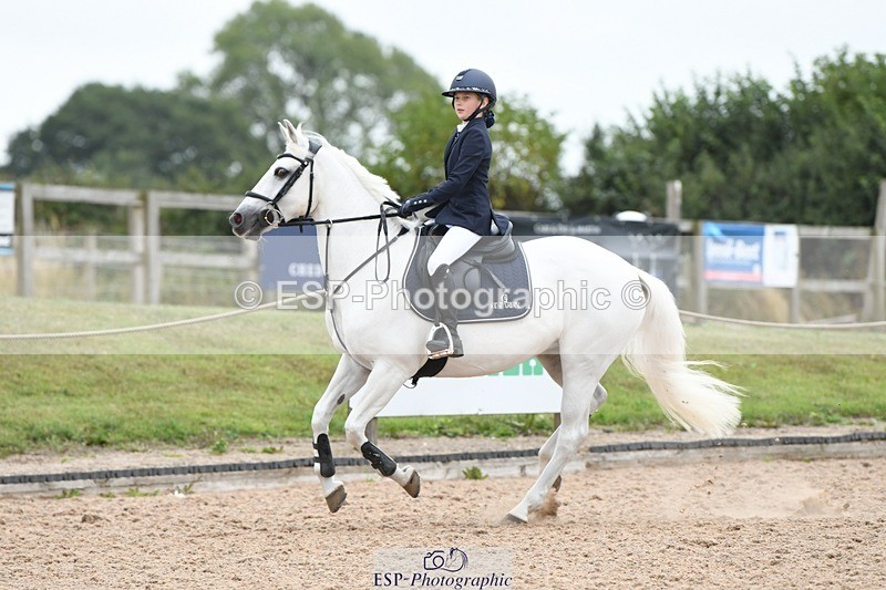 250807-104444-00304 - 80cm Round 1