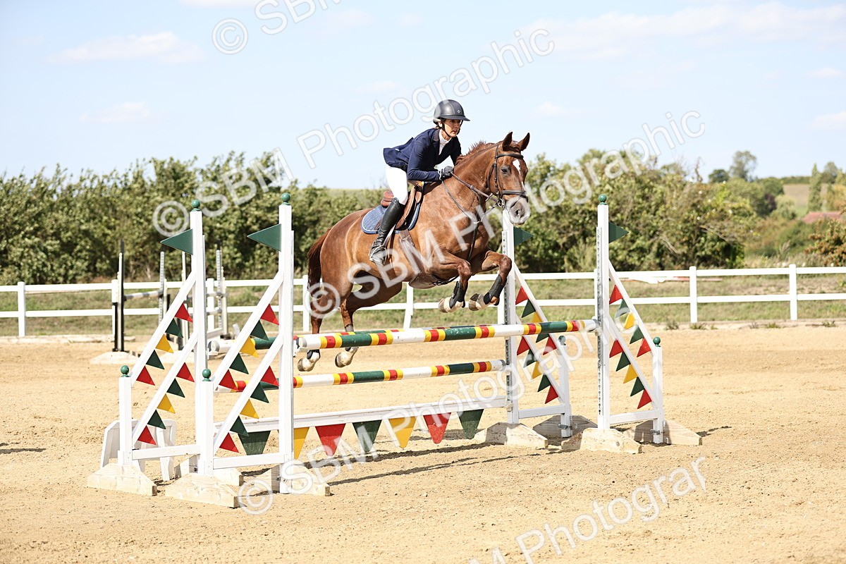 SBM_005151 - Class 6 = Senior Newcomers - 1.10m Open
