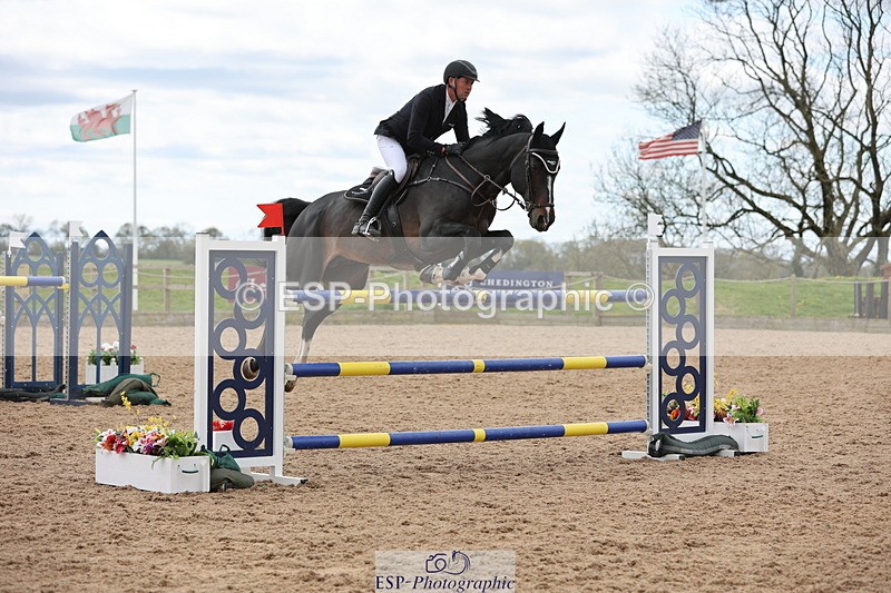 240419A-124741-07445 - Cls 6, 2 Star Medium Tour 1.35m