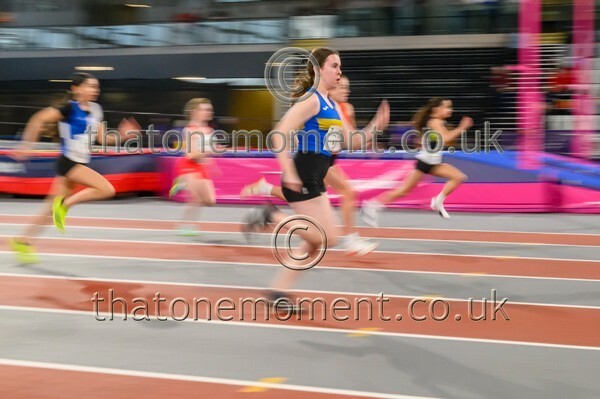 Age26SUN-810238 - Track Female