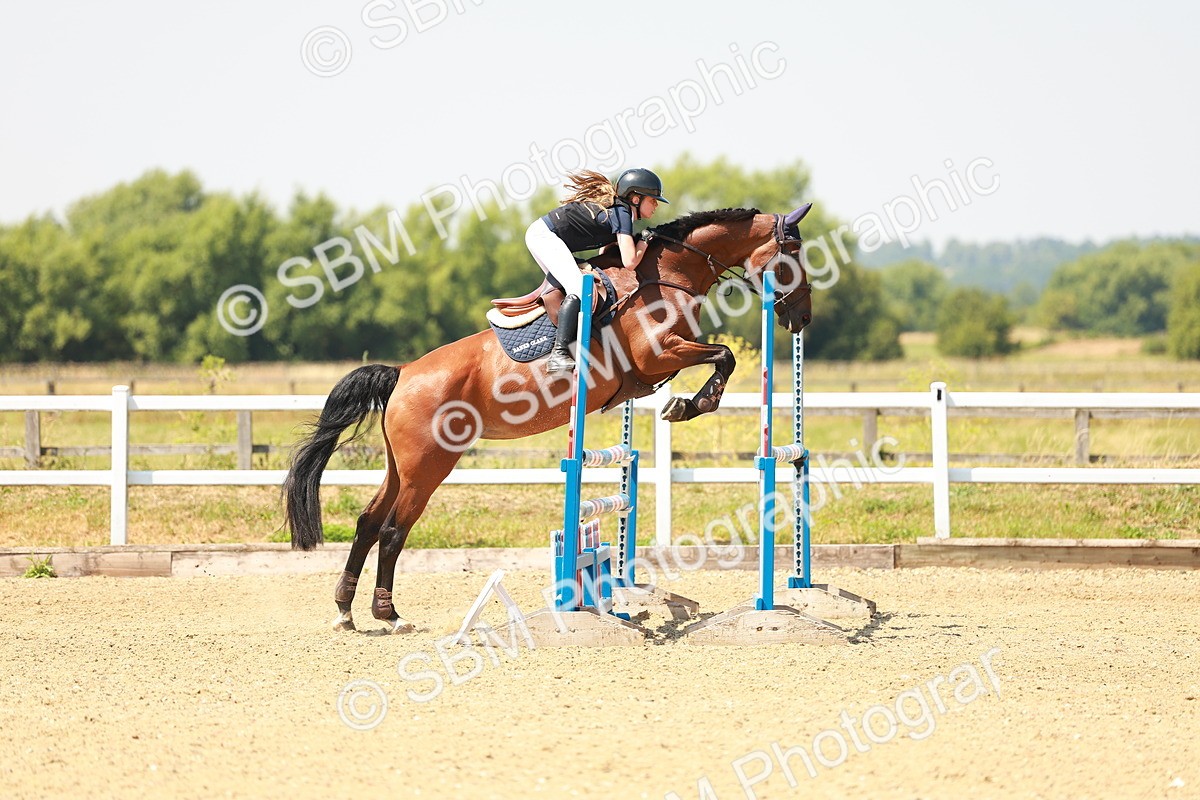 SBM_001678 - Class 4 - Senior Newcomers - 1.10m