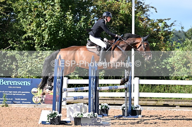 240912A-113621-01225 - Cls 9 Snr Discovery and 1m Open