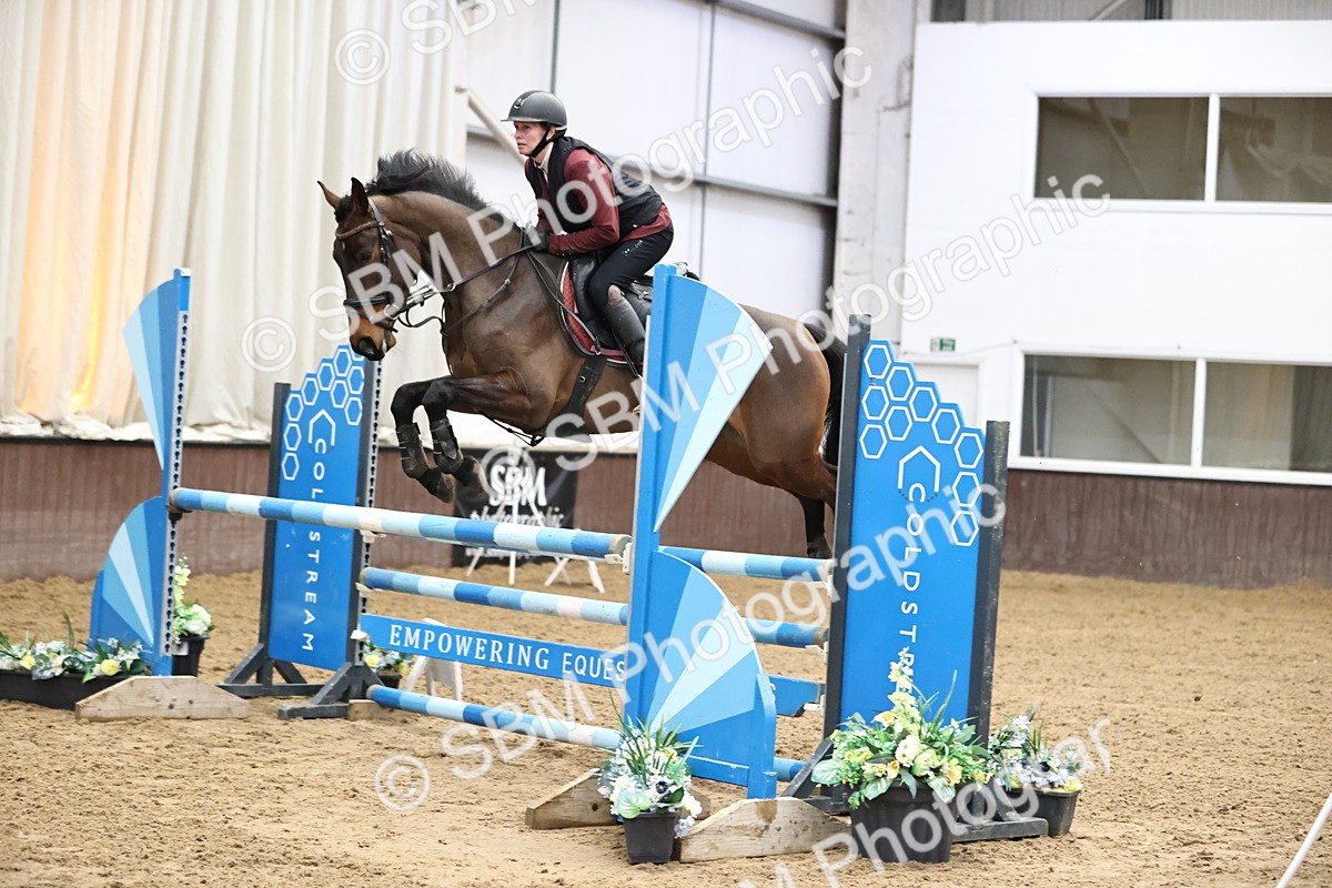 SBM_005391 - Class 17 - Senior Newcomers 1.10m