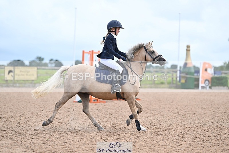 240813-150420-00011 - Clear round & 60cm