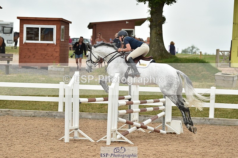 230611A-121054-05420 - Cls 34 1.05m Amateur Qualifier