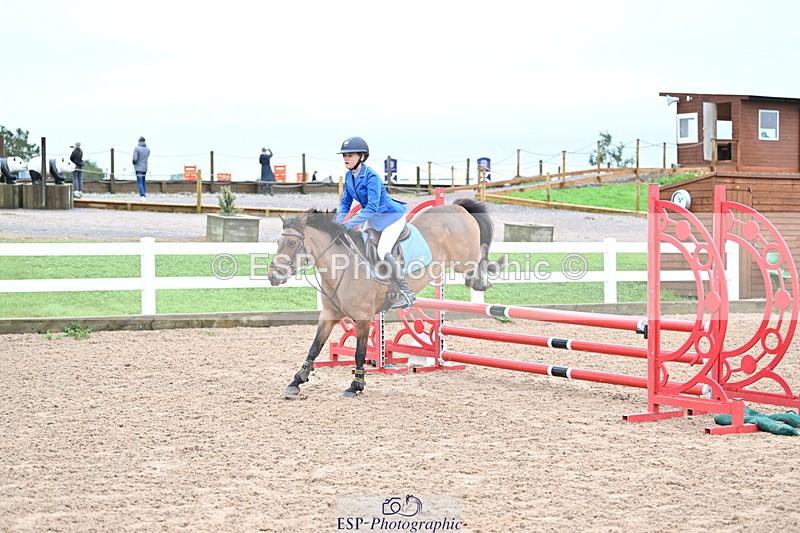 240908A-111211-03262 - Cls 18 A&B Pony Brit Nov & 80 Opern