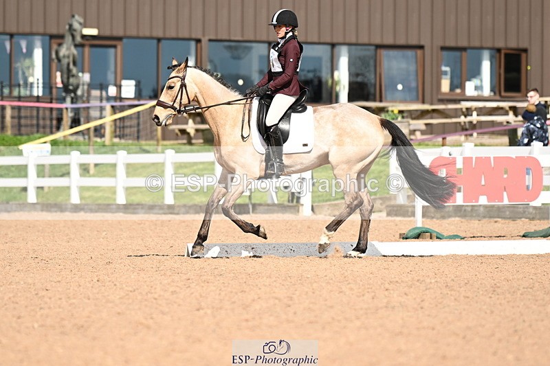 240324A-131646-03593 - Novice 27, 12.30 to 13.50