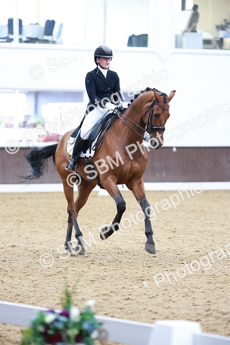 SBM_021044 - Class 13 - FEI INT I - 16.26-17.14