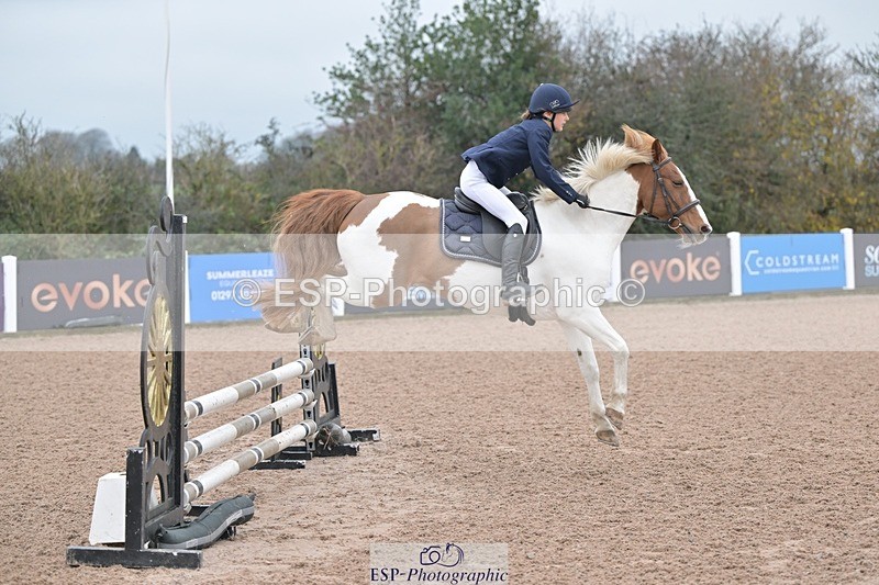 251116-100041-01092 - Cls 2 Pony Intro 70cm