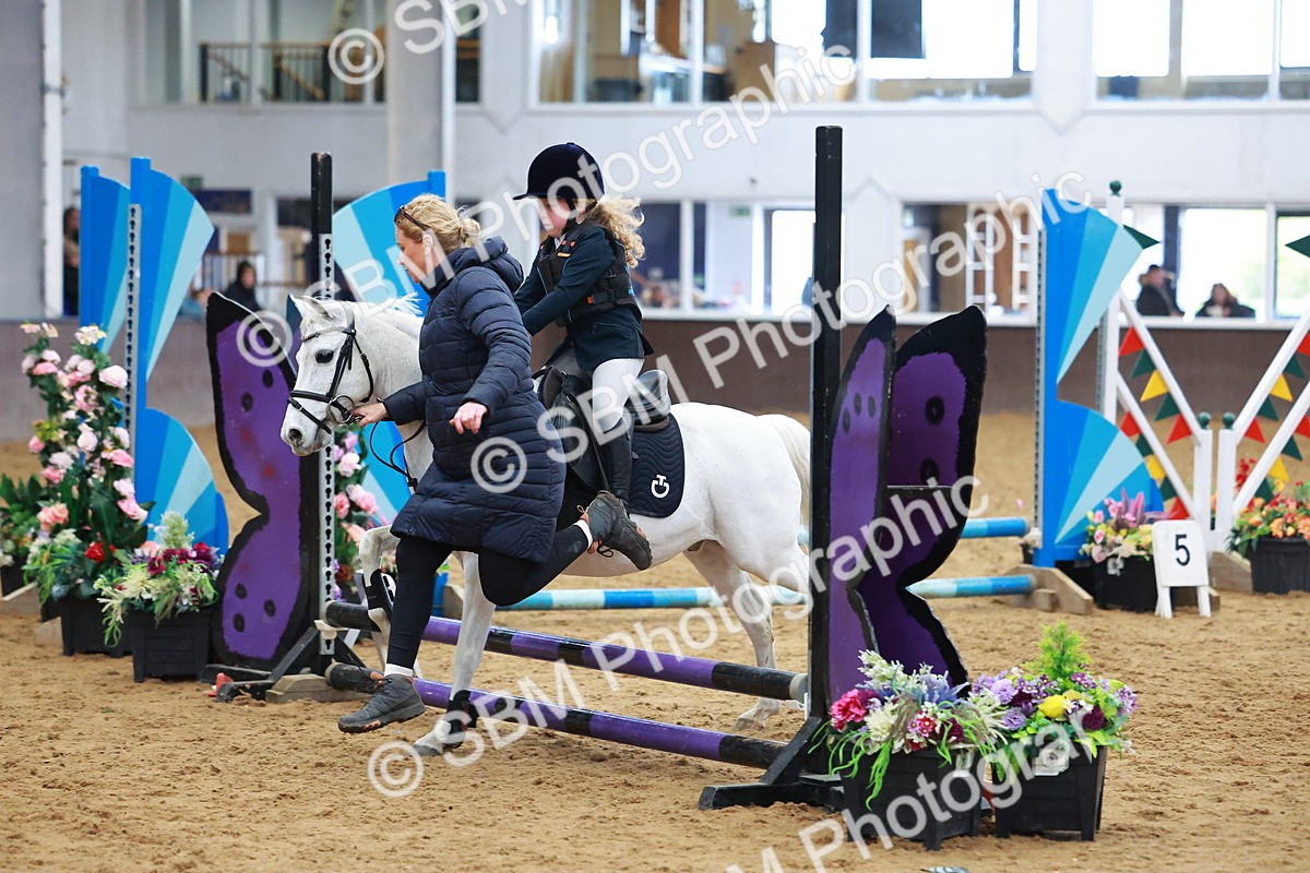 SBM_001582 - Class 3 - Horse & Hound (60cm)