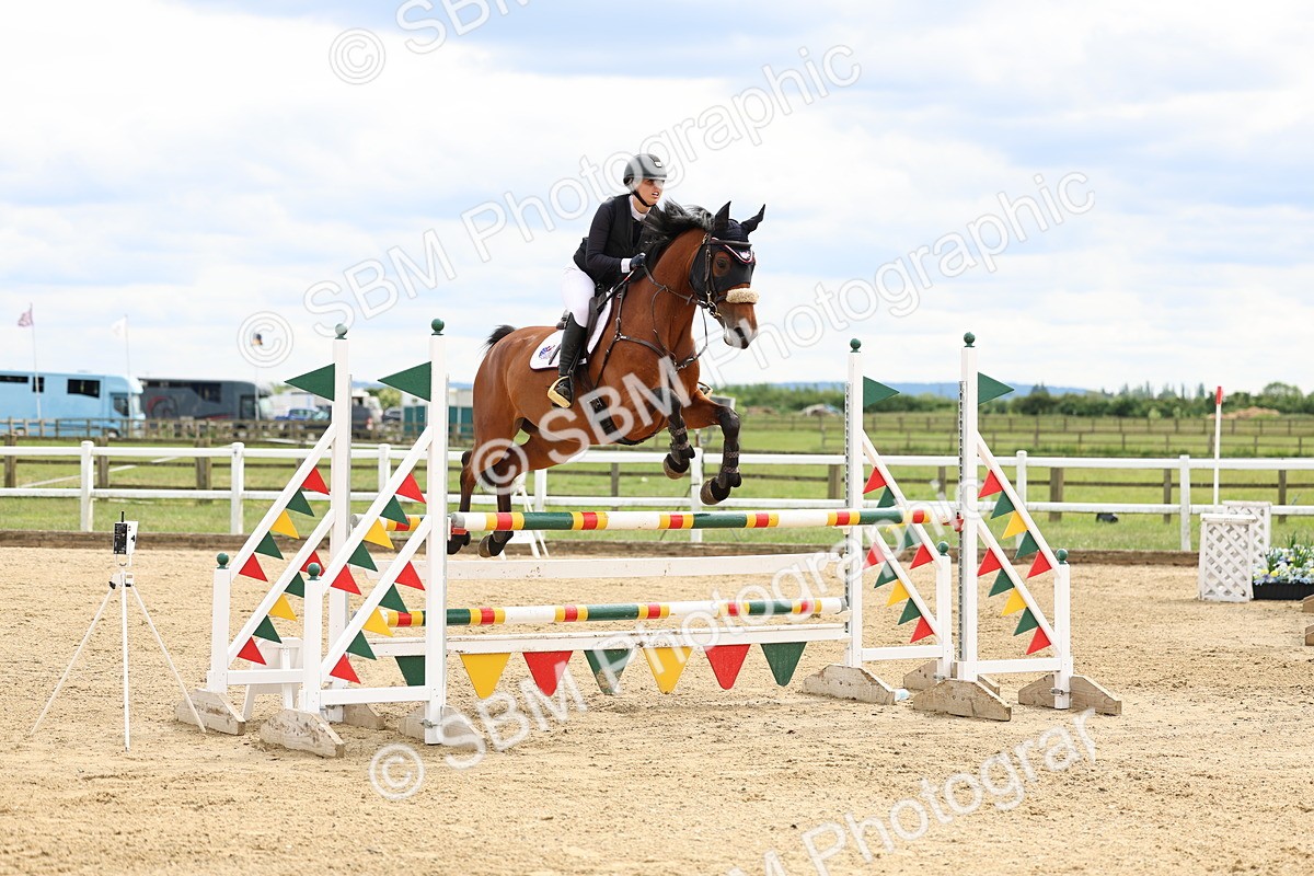 SBM_006125 - Class 19 - Senior Newcomers - 1.10m