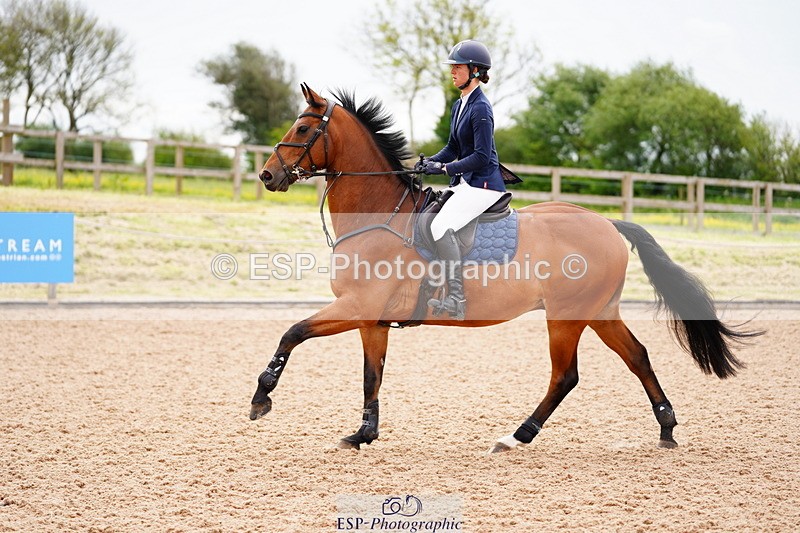 240524A-094820-02608 - Cls 13 Snr 1.05m and 1.10m