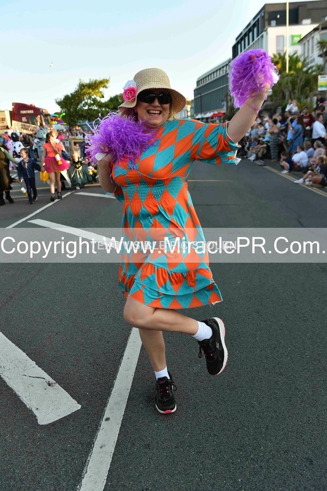 SH4_3681 - Carnival Procession.