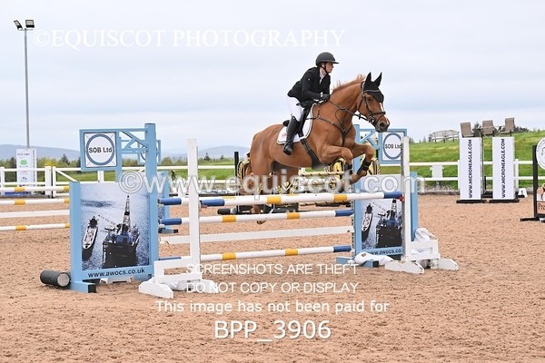 BPP_3906 - CLASS 16 SUN Senior Newcomers/1.10m Open