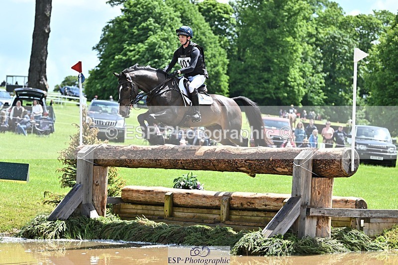 240526-122059-21950 - 401-PLOT_TWIST_B-Tom_Jackson