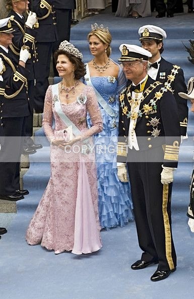 SW-3 King and Queen -open parliament - Swedish Royals