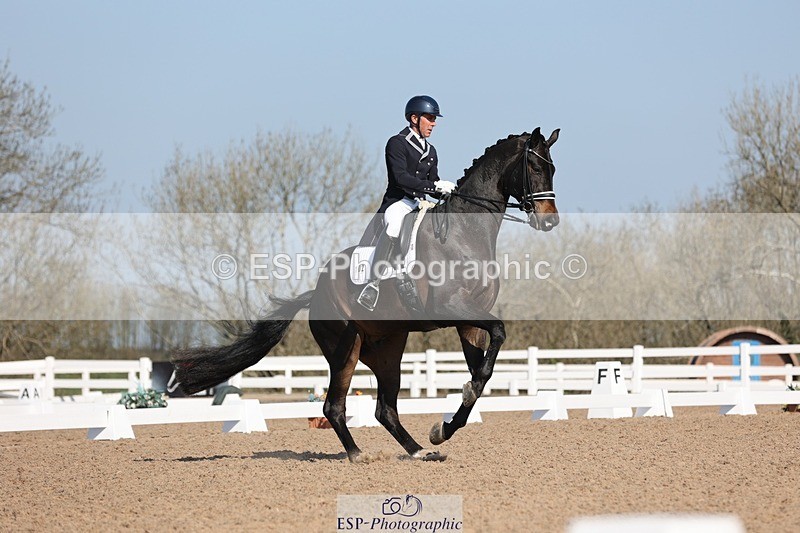 250405-104624-09537 - 102-Jody.Haswell-Valentinio