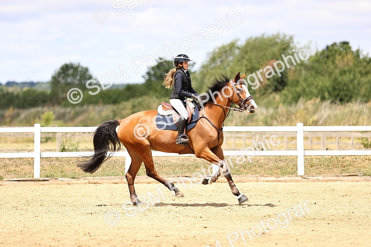 SBM_013963 - Class 14 - Senior Discovery - 1.00m Open