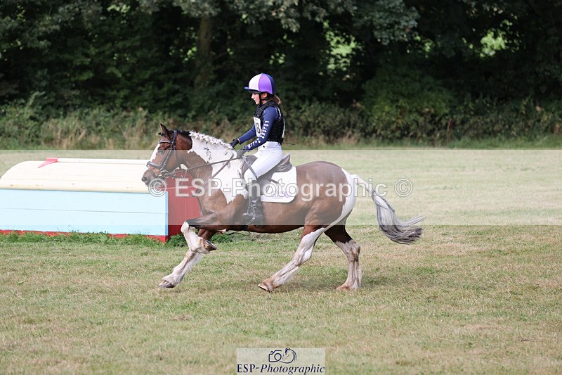 240825X-105736-31698 - 70cm XC 10.00 to 11.00