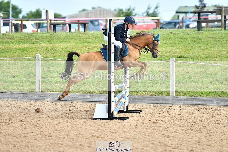 230624A-091304-00085 - Cls 36 Stepping Stones 128 & 138cm