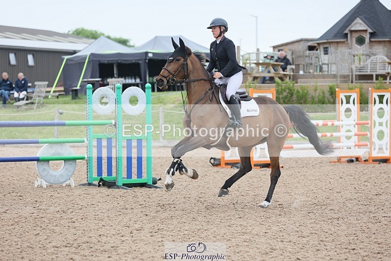 250524-131513-04960 - Cls 15 Snr Fox 1st Rnd