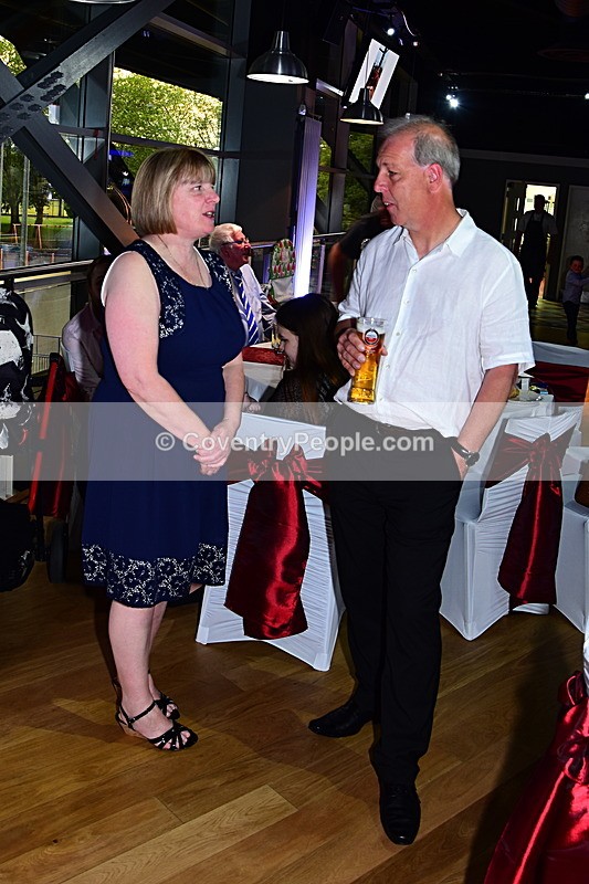VIL-1749 - Jo and Paul