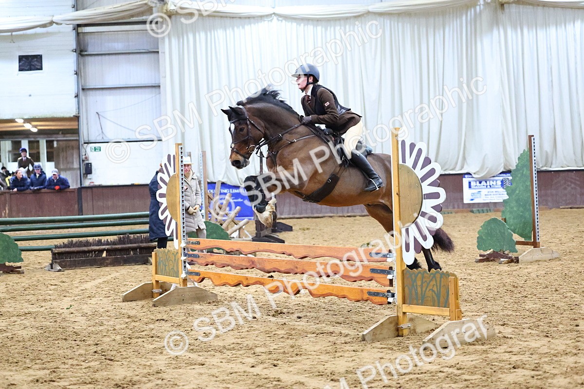 SBM_003517 - Class 37 - 80cm Training Stakes