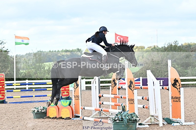 241005A-122722-03622 - SAT Cls 18 1.05m Amateur Quali