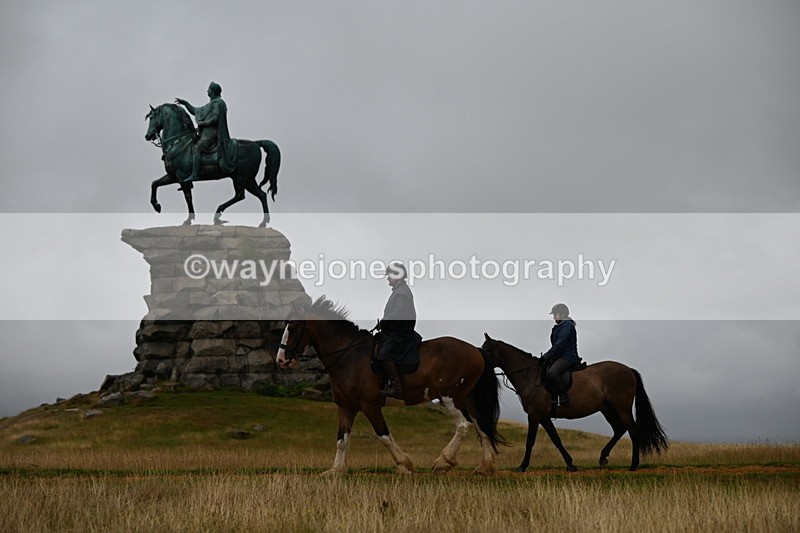 DSC_2013 - Time at Statue 12:13 to 12:32