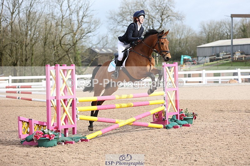 240406A-104142-02819 - Cls 20 British Novice and 90cm Open