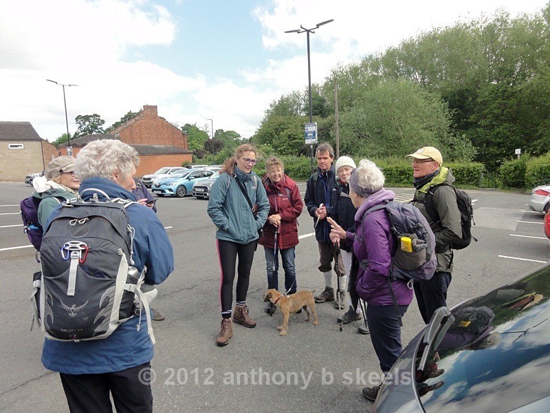 046 Bedale explaining the walk - York Minster Walkers Collection 2024