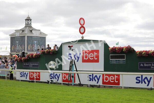 yr17082022r3-16 - Race 3 3.00pm Sky Bet Great Voltigeur Stakes