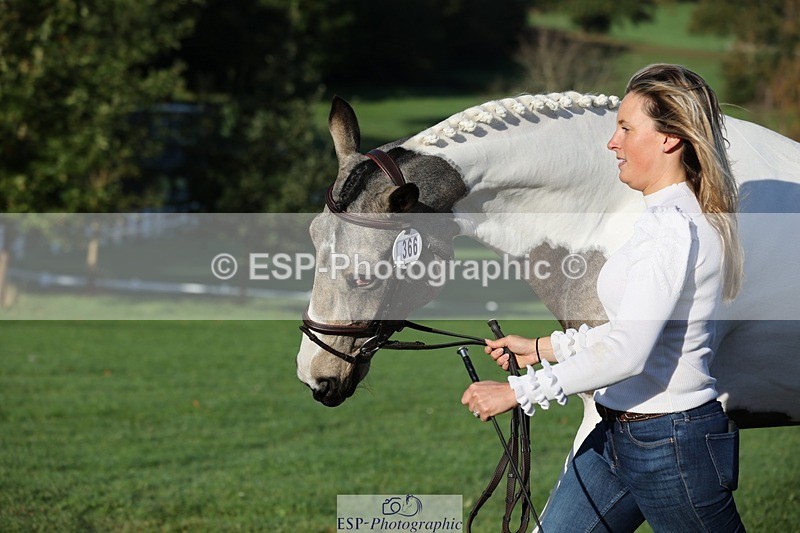 241027-091010-15083 - 366-Chloe.Robinson-BRACKENSPA'S.KEEP.A.SECRET