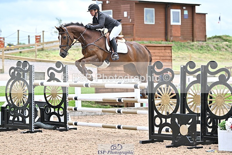 240523A-125828-01856 - Cls 4 Snr 1.20m Open