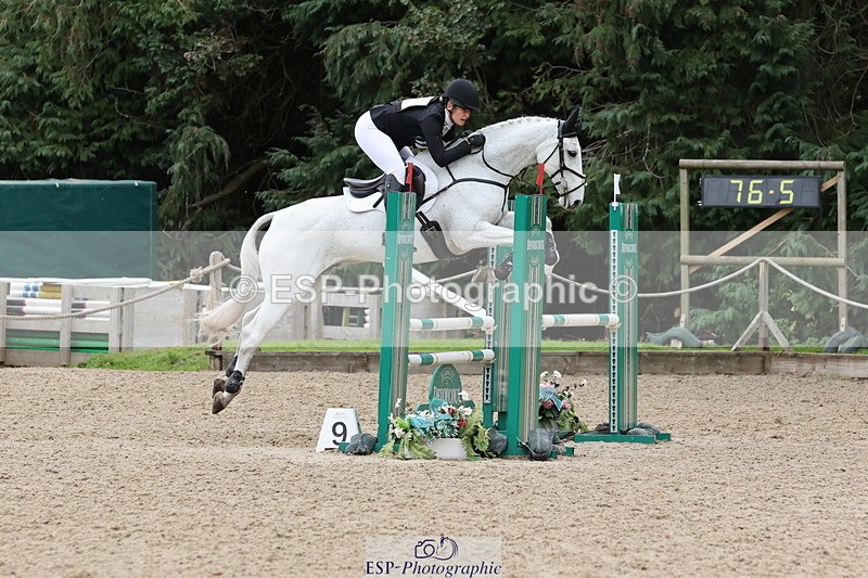 251026A-142919-26346 - G-558-Chloe.Chamulewicz