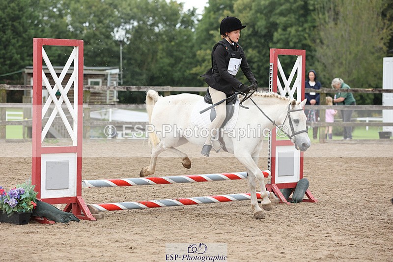 240822X-143417-09279 - 40cm A R1 14.20 to 15.30