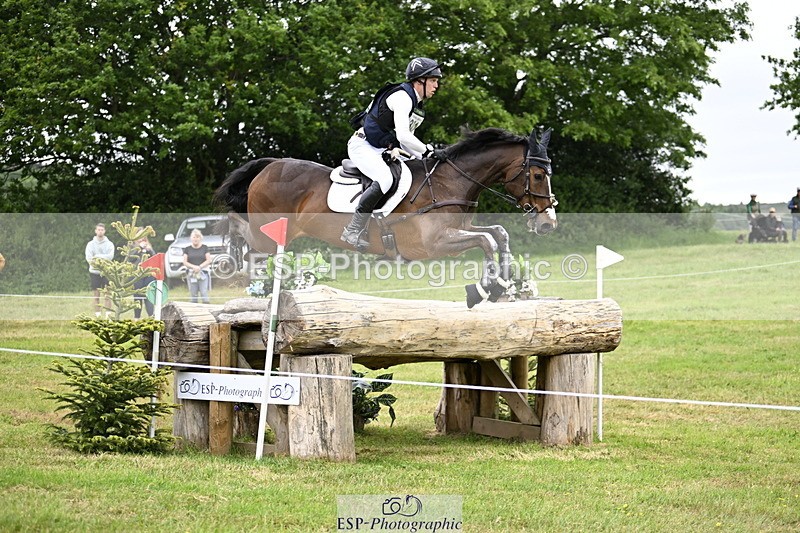 250524A-130654-10310 - B-371-Ben.Perry-FA.KARLA