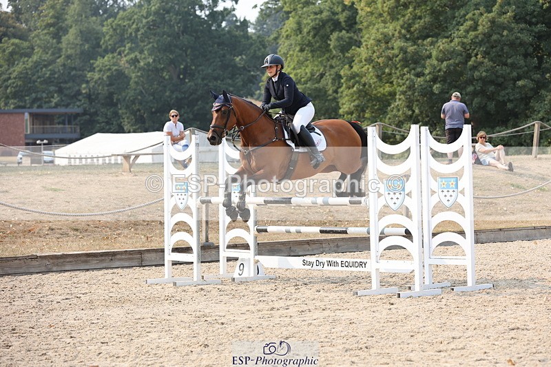 250816A-160718-02652 - Cls 9 Snr 1.10m Open