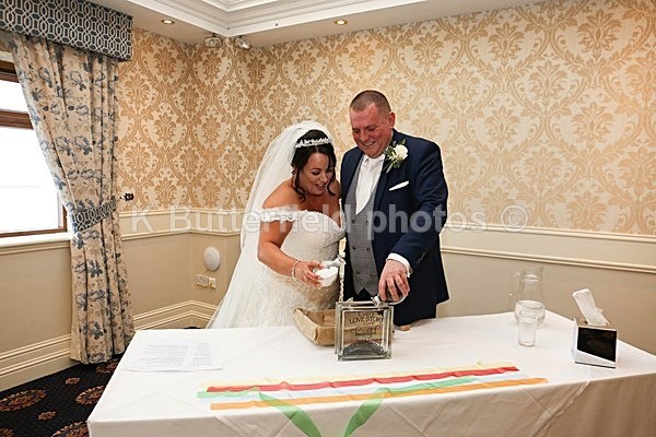 187 - Eric Rooney and Philomena Furey Castle Arch Hotel