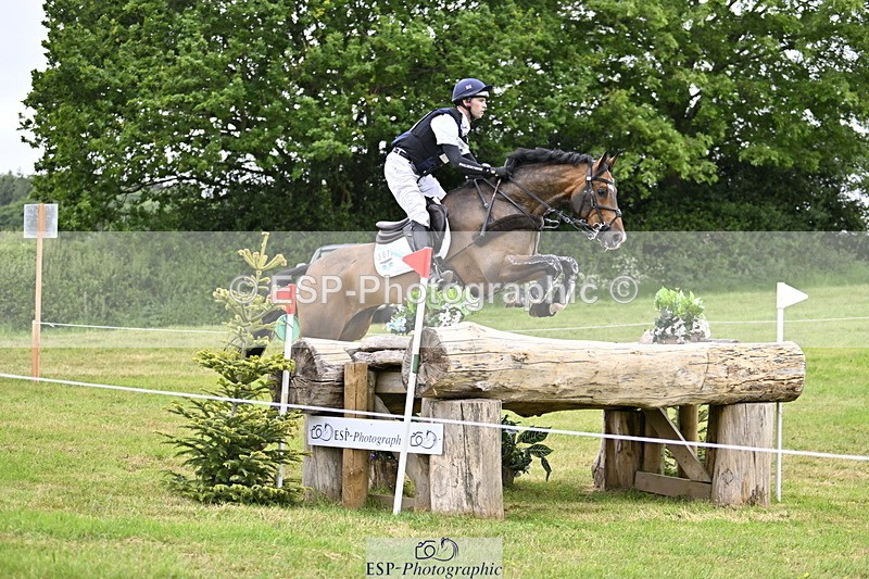 250524A-130351-10301 - B-367-Tom.Grant-QUID