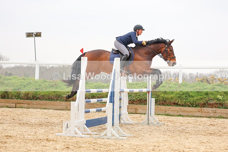 3E7A7669 - Class 8: Senior Newcomers/1.10m open