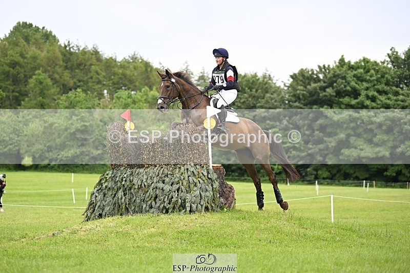 240525-170056-18503 - 279-MHF_LADY-Poppy_von_Maltzahn