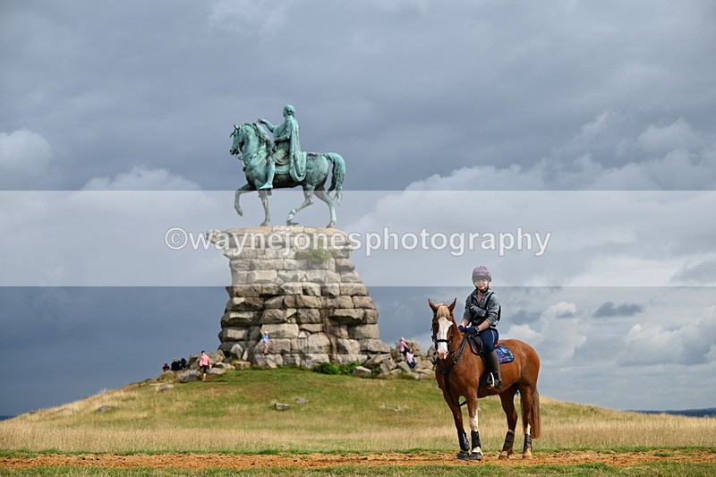 DSC_4630 - Time at Statue 11:10 to 11:42