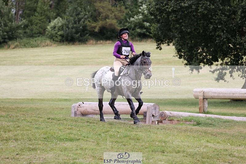 240825X-154224-36328 - 80cm XC 15.30 to 16.30