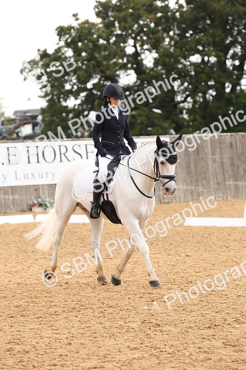 SBM_44057 - D6 - Small Tour Championship Intro 4
