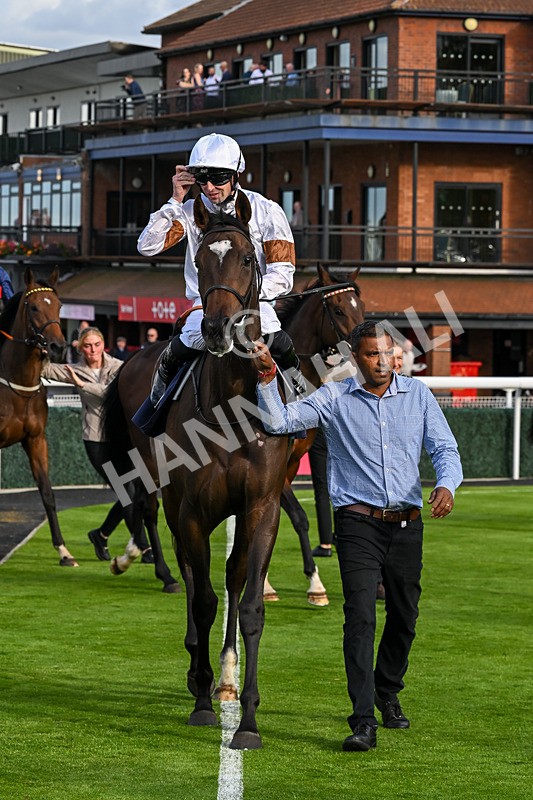 160926-Race 6-Roku Nana-1403 - Race 6 4.50pm EBF Fillies' Restricted Novice Stakes